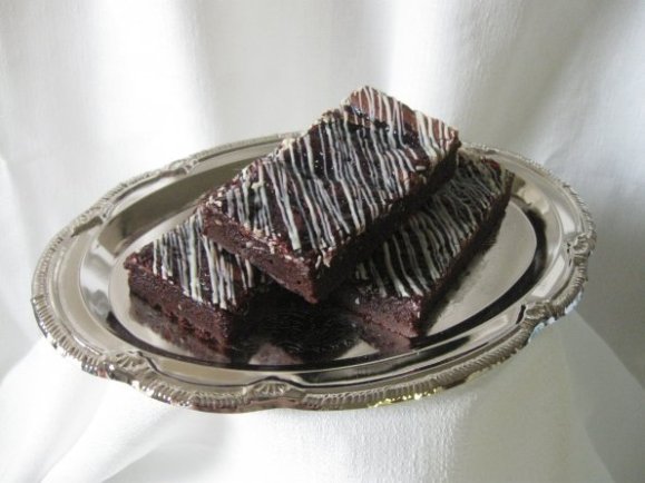 White Chocolate Raspberry Brownies from the Cake Sculptress