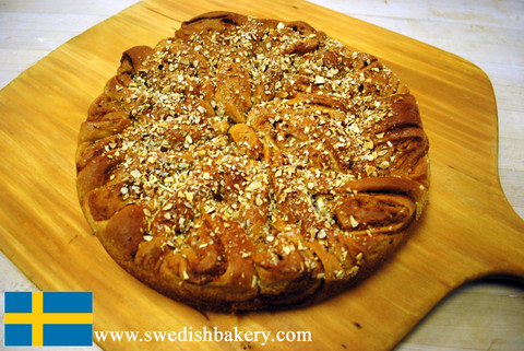 The Andersonville Coffee Cake from Swedish Bakery (Chicago, IL) - Photo Courtesy of the Swedish Bakery