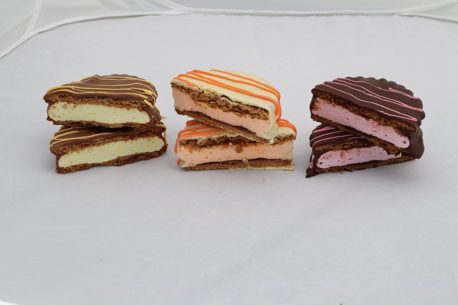 lovies_nostalgia_moon_pies